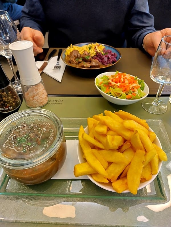 Restaurant Eis Brasserie Boulodrome SC à Sanem, Luxembourg