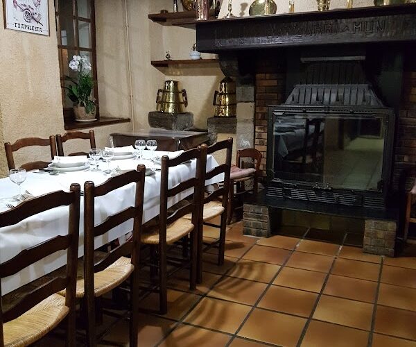 Restaurant Etcheto Arnaud à Mauléon-Licharre, France