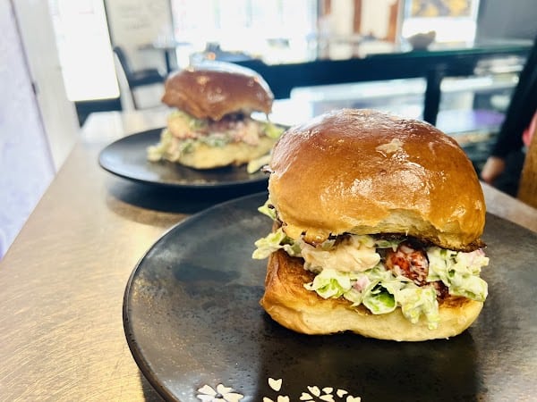 Restaurant Fémèzon à Chessy, France