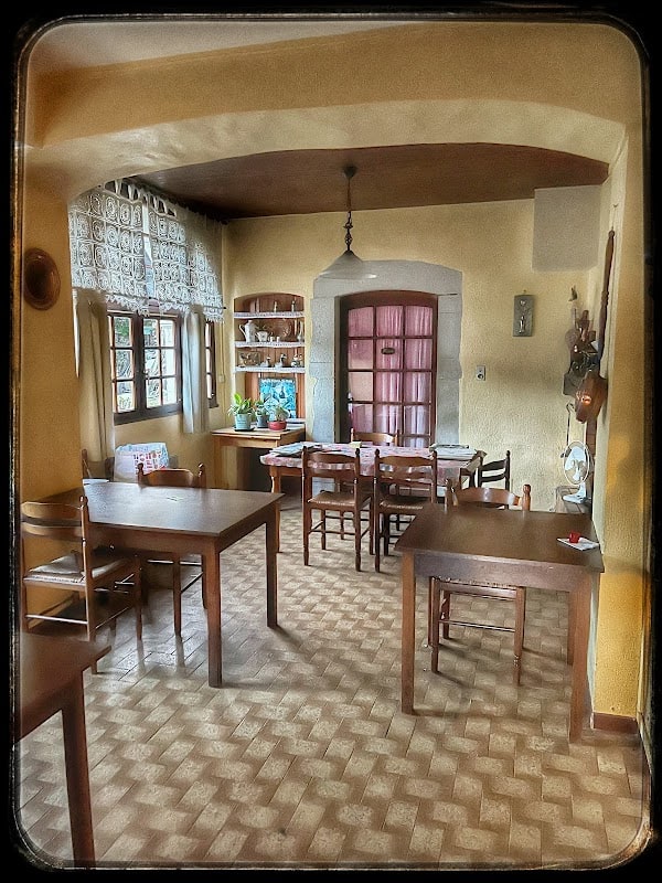 Restaurant ferme auberge estrem à Cardesse, France