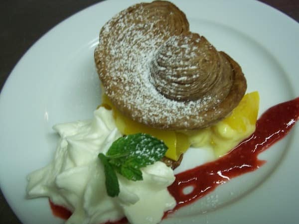 Restaurant ferme auberge estrem à Cardesse, France
