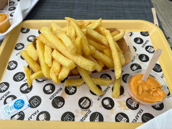 Restaurant Friterie route d Arlon à Martelange, Belgique