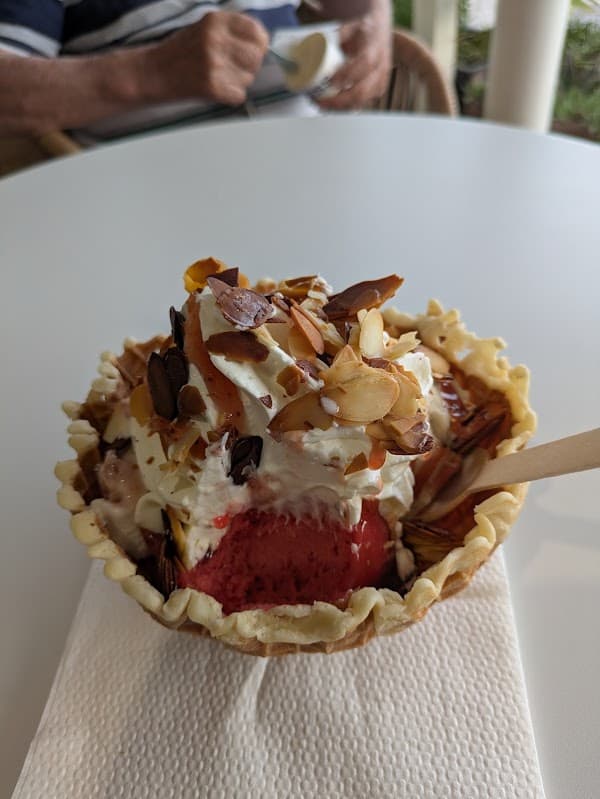 Restaurant Glacier Ness à Fréjus, France