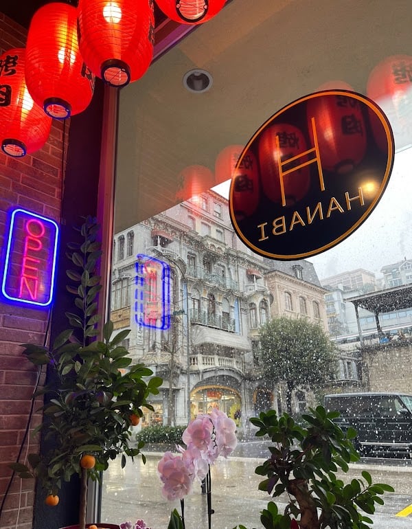 Restaurant Hanabi bowl montreux à Montreux, Suisse