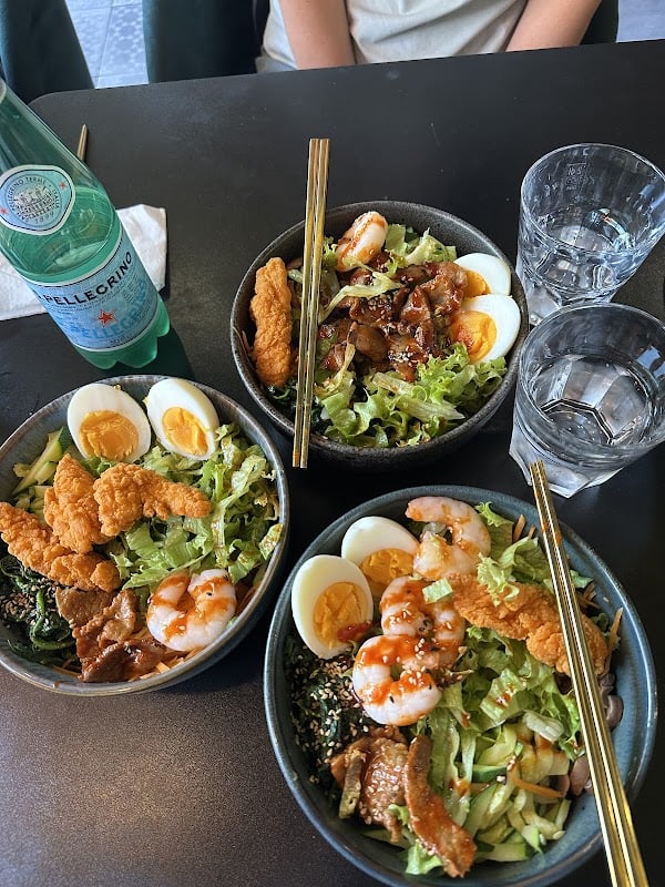 Restaurant Hanabi bowl montreux à Montreux, Suisse