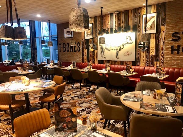 Restaurant Hippopotamus Steakhouse à Chambourcy, France