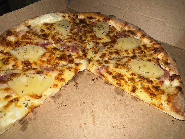 Restaurant Hola Pizza à Montfermeil, France