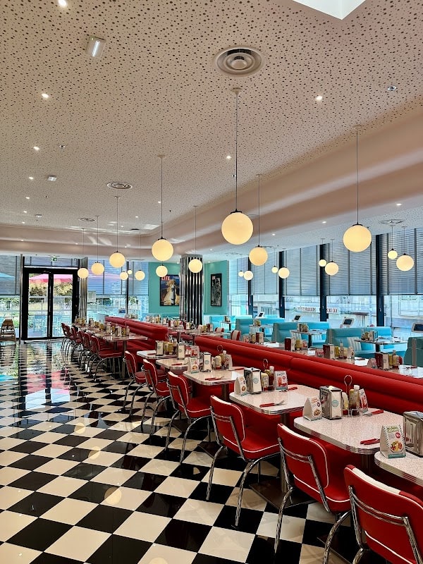 Restaurant Holly’s Diner à Strasbourg, France