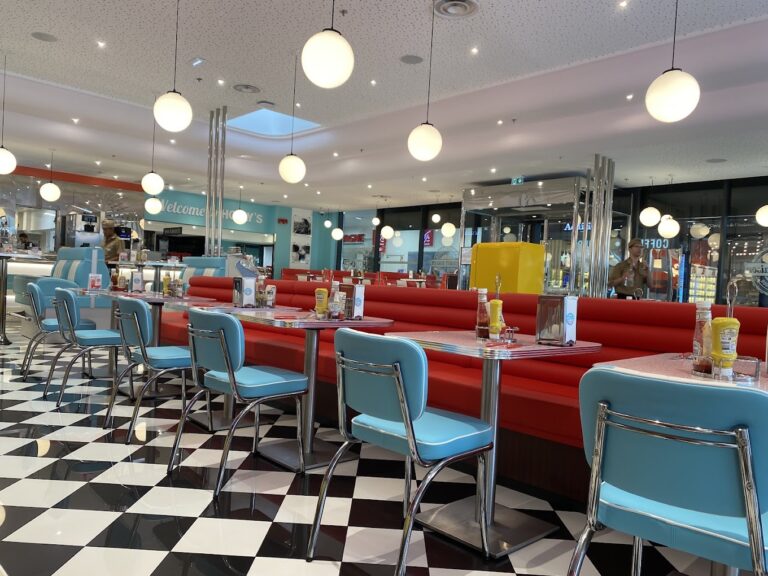 Restaurant Holly’s Diner à Strasbourg, France — photo 1