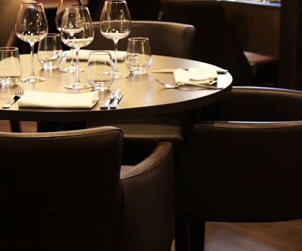 Restaurant Hostel La Vieille Ferme à Le Meux, France