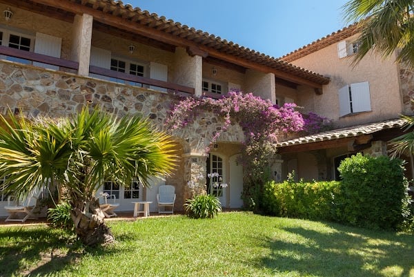 Restaurant Hôtel Escapade – Le Pradet à Le Pradet, France