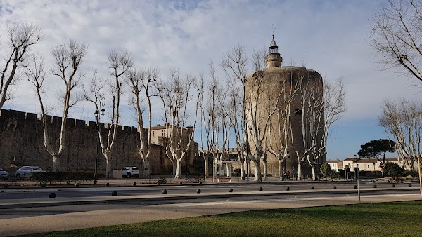 Hôtel Restaurant L’ Escale à Aigues-Mortes, France