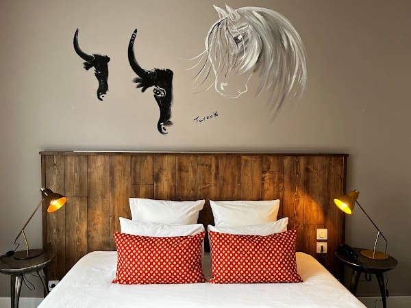 Hotel Restaurant Le Saint Louis à Aigues-Mortes, France