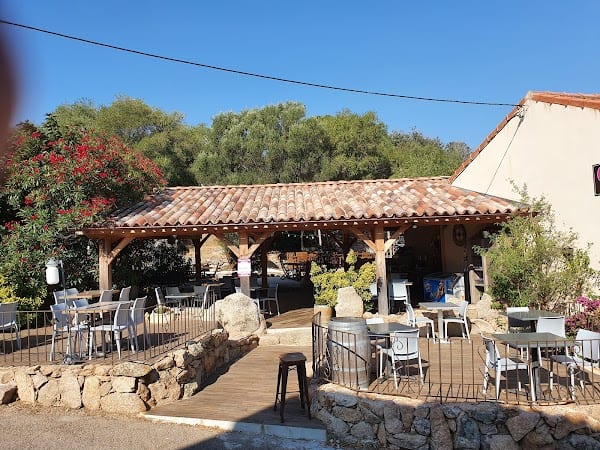 Hôtel Restaurant Macchie e Fiori à Pianottoli-Caldarello, France