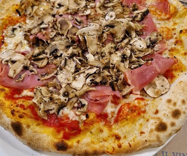 Restaurant Il Vinci – Pizzeria Ristorante à Bastogne, Belgique