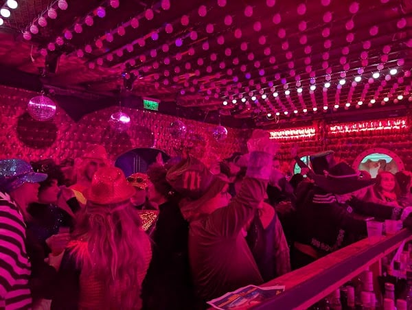 Restaurant Ironic’s Café Bar Brewpub à Monthey, Suisse