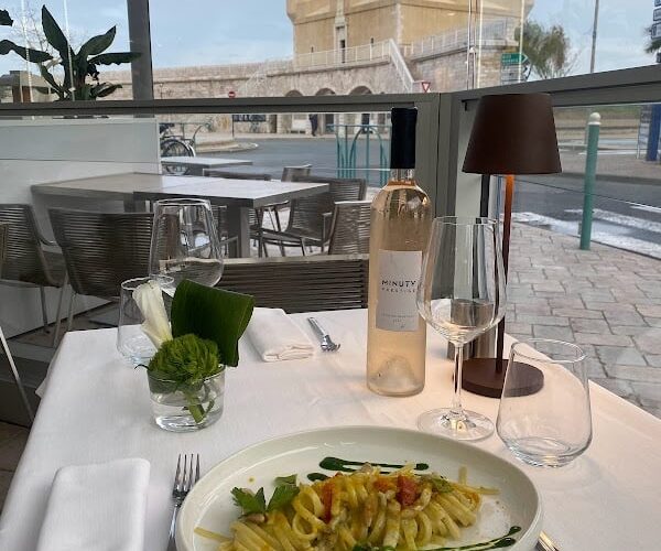 Restaurant JOY à Menton, France