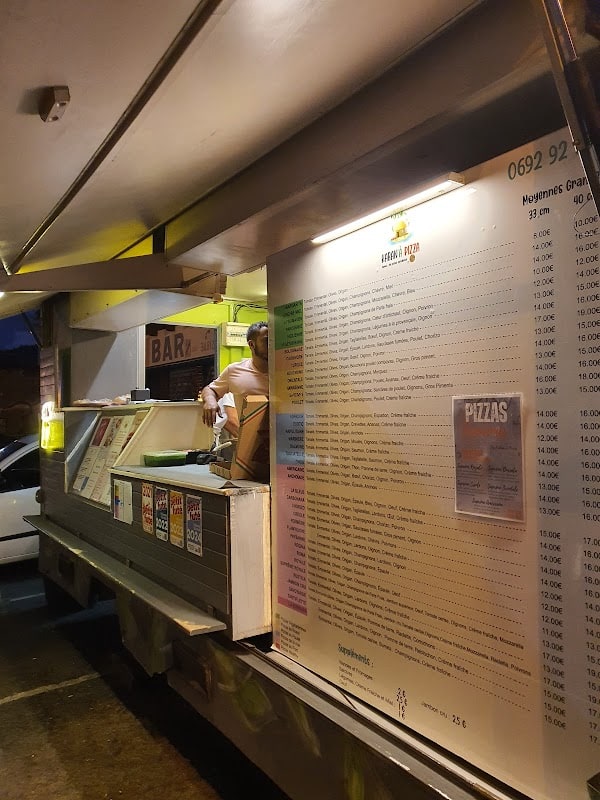 Restaurant kaban’ a pizza à Saint-Leu, La Réunion