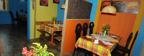 Restaurant Kaz d’Épices à Poissy, France