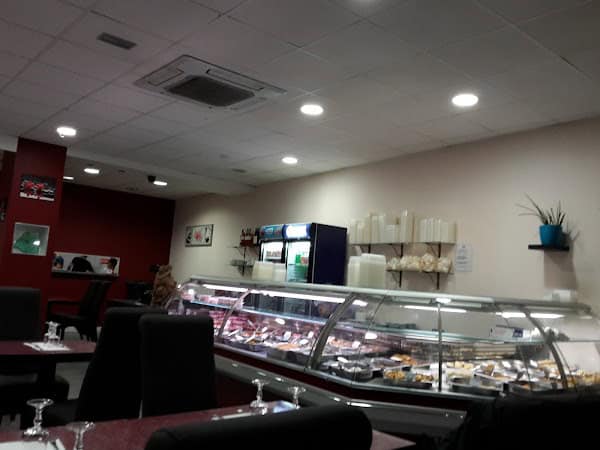 Restaurant Kim Heng Leng Kouy à Juvignac, France