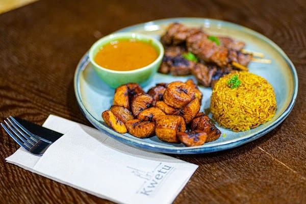 Kwetu Restaurant Salon-de-Provence à Salon-de-Provence, France