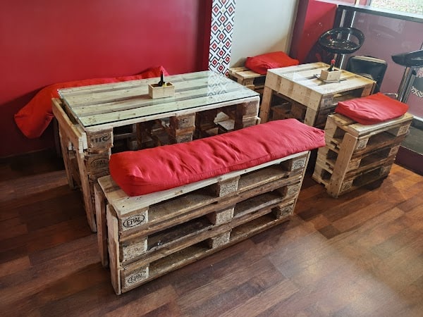 Restaurant La bonne bouffe à Clichy-sous-Bois, France