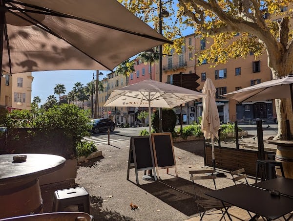 Restaurant La Brasserie Des Artistes à Grasse, France