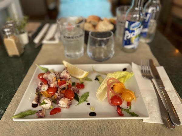 Restaurant La Bugade à Saint-Tropez, France