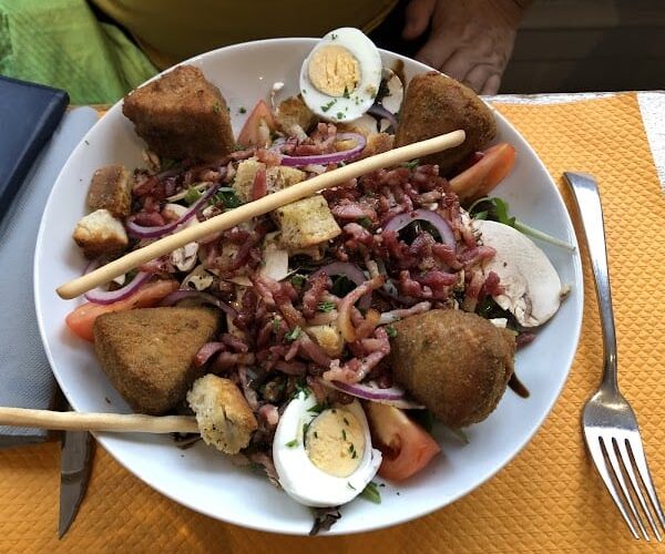 Restaurant La Cantine de l’hippodrome à Cagnes-sur-Mer, France