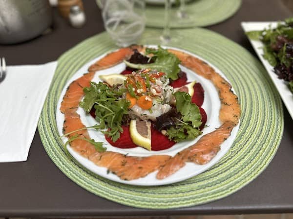 Restaurant La Cour des Thés à Antibes, France