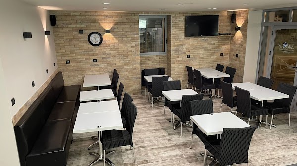 Restaurant La Cour Neuve à Cluses, France