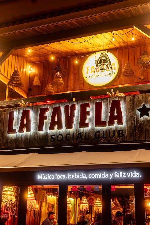 Restaurant La Favela Social Club à Lacanau, France