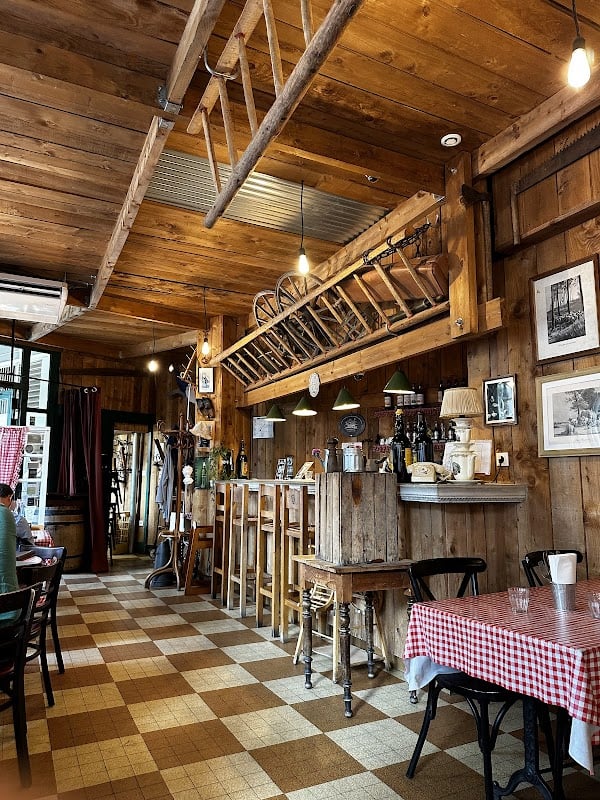 Restaurant La Ferme à Dédé – Grenoble Gare à Grenoble, France