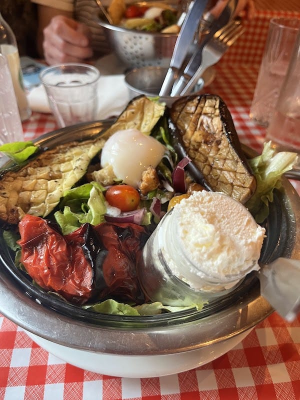 Restaurant La Ferme à Dédé à Grenoble, France