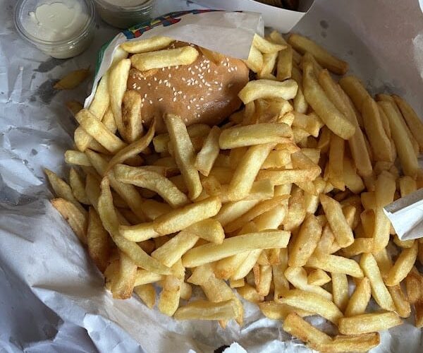 Restaurant La frite mayo à Frameries, Belgique