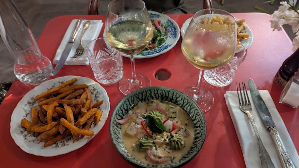 Restaurant La Guinguette Antibes à Antibes, France