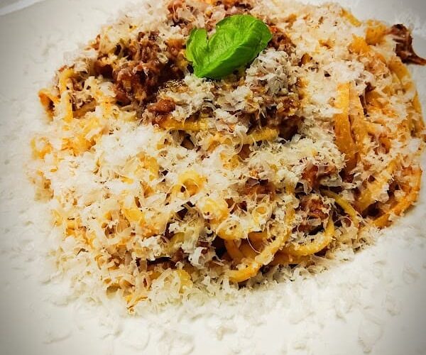 Restaurant La Guinguette du Marché à Aigues-Mortes, France