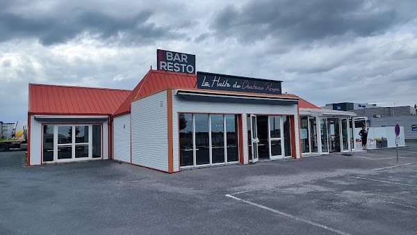 Restaurant La Halte du Château Rouge à Mésanger, France