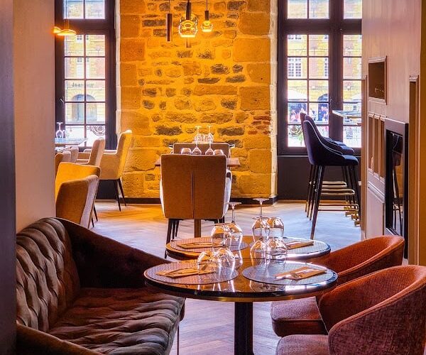 Restaurant La Maison Raphaêl à Charleville-Mézières, France