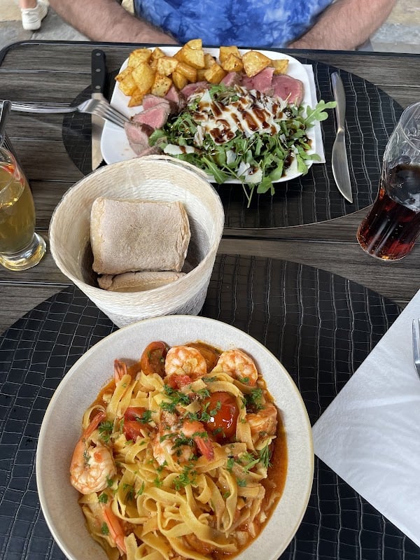 Restaurant La Maison Raphaêl à Charleville-Mézières, France