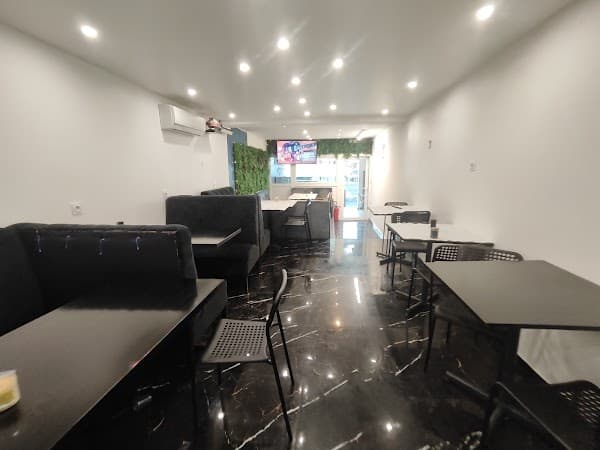 Restaurant La Méditerranée poissons sphinx 34 à Montpellier, France