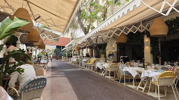 Restaurant La Môme à Cannes, France