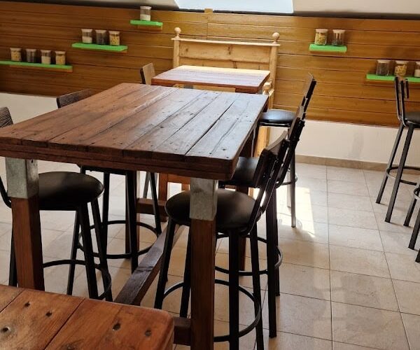 Restaurant La Palette de Salades à Six-Fours-les-Plages, France