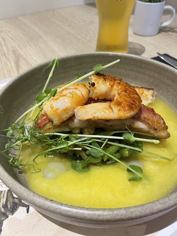 La passerelle – Bar Restaurant à Cluses, France