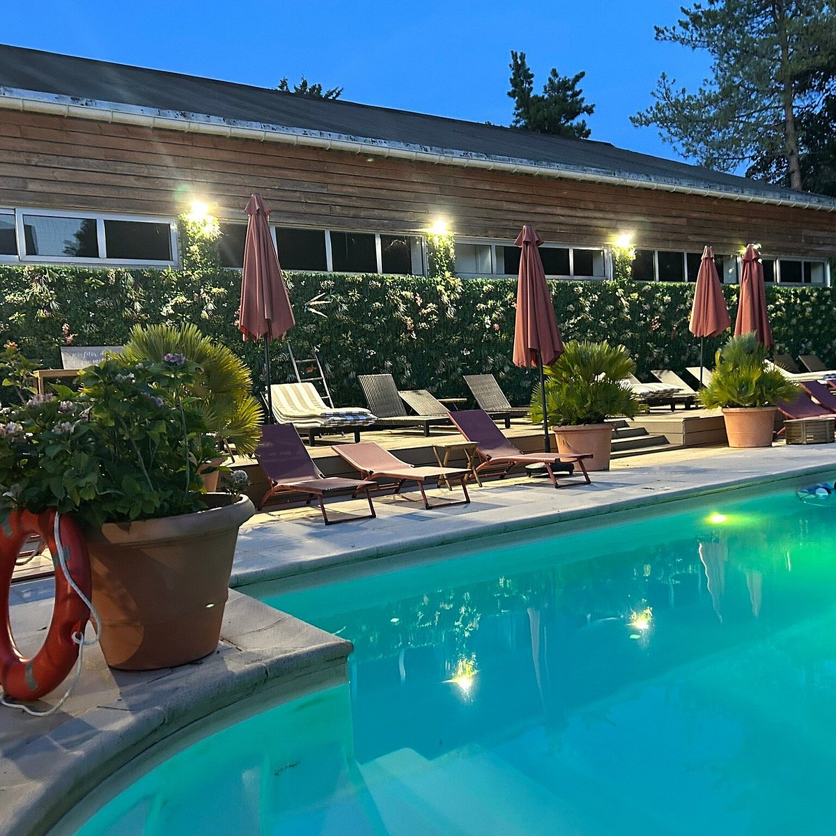 La Piscine Restaurant à Melun, France — photo 3