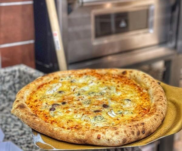 Restaurant La Pizza Des Roches Bleues – Le Pradet à Le Pradet, France