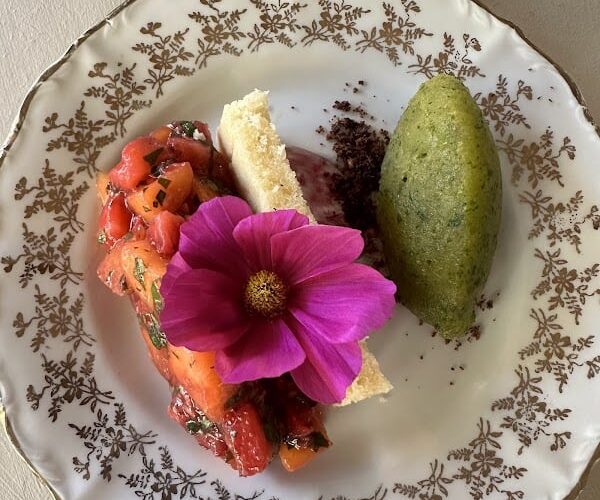 La Salle – restaurant & brocante à Hyères, France