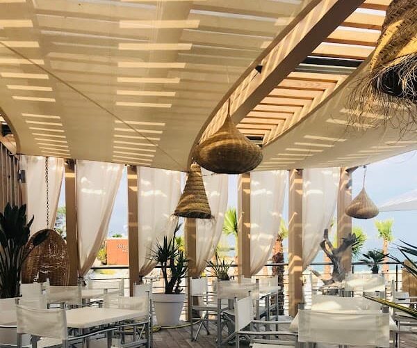 Restaurant La Spiaggia plage à Cagnes-sur-Mer, France