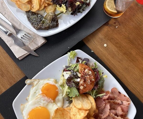 Restaurant La Tour d’Iravals El Pradet à Latour-de-Carol, France