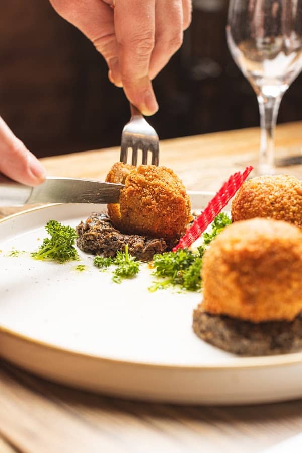 La Vieille Auberge restaurant Sivry-Courtry (77 Proche Melun / Fontainebleau / Vaux le vicomte) à Sivry-Courtry, France